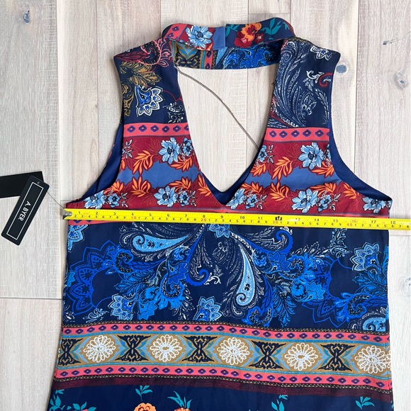 * A.Byer Trapeze Choker Neckline Dress w/ Necklace size Medium - Picture 7 of 11